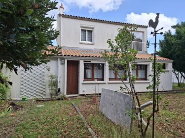 Maison a vendre Saintes 17100 Charente-Maritime 115 m2 6 pièces 199348 euros