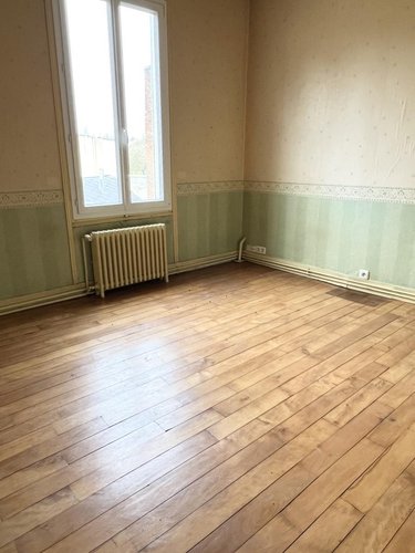 Immeuble a vendre Cloyes-les-Trois-Rivières 28220 Eure-et-Loir 90 m2  121900 euros