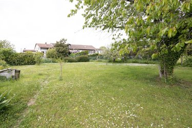 Maison a vendre Challex 01630 Ain 368 m2 8 pièces 550000 euros