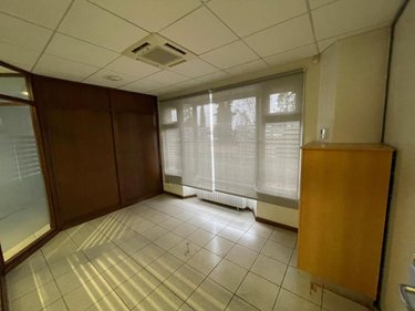 Location fonds et murs commerciaux Damparis 39500 Jura 115 m2  1200 euros