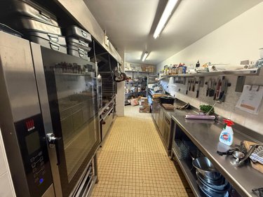 Fonds et murs commerciaux a vendre Thiberville 27230 Eure 50 m2  42400 euros