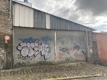Garage et parking a vendre Arras 62000 Pas-de-Calais 85 m2  60100 euros