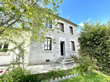 Maison a vendre Blavignac 48200 Lozère 81 m2 7 pièces 158000 euros