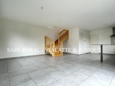 Location maison Ambérieu-en-Bugey 01500 Ain 105 m2 4 pièces 1230 euros