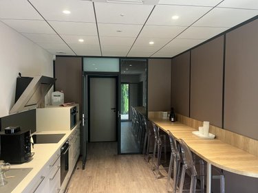 Fonds et murs commerciaux a vendre Dole 39100 Jura 280 m2  800000 euros