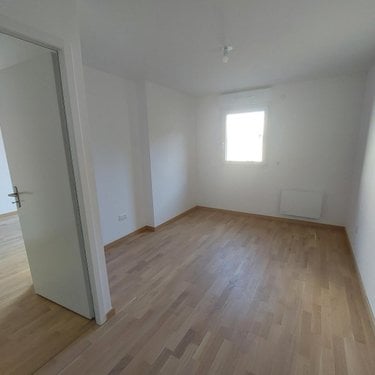 Location appartement Reims 51100 Marne 41 m2 1 pièce 620 euros