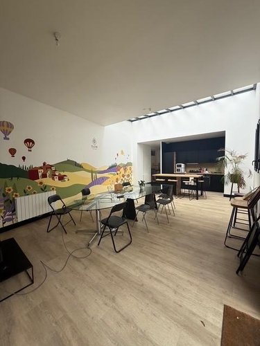 Fonds et murs commerciaux a vendre Angers 49000 Maine-et-Loire 373 m2  1467200 euros