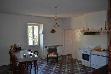 Maison a vendre Vinezac 07110 Ardèche 216 m2 9 pièces 318000 euros