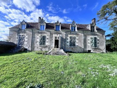 Maison a vendre Veuzain-sur-Loire 41150 Loir-et-Cher 280 m2 8 pièces 315000 euros