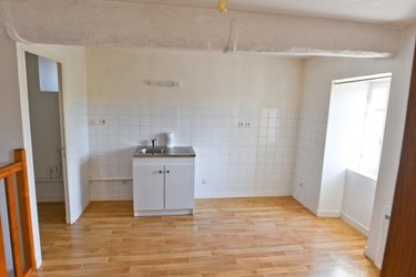 Immeuble a vendre Parné-sur-Roc 53260 Mayenne 86 m2  110500 euros