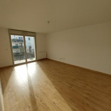 Location appartement Reims 51100 Marne 66 m2 3 pièces 850 euros