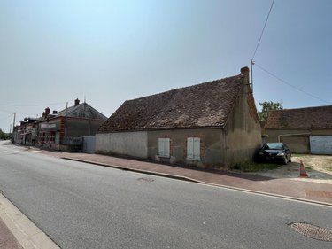Immeuble a vendre Corquilleroy 45120 Loiret 790 m2  262000 euros