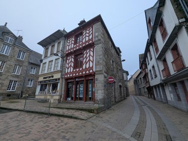 Immeuble a vendre Lamballe-Armor 22400 Côtes-d'Armor 243 m2  627000 euros