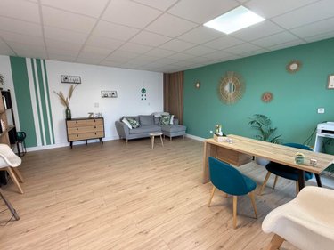 Location fonds et murs commerciaux Loudéac 22600 Côtes-d'Armor 40 m2  445 euros