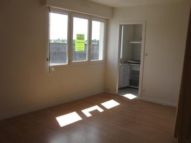 Location appartement Carentan-les-Marais 50500 Manche 35 m2 1 pièce 360 euros