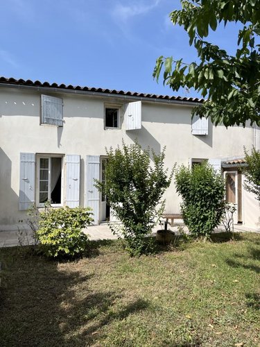 Maison a vendre Tonnay-Charente 17430 Charente-Maritime 113 m2 4 pièces 220000 euros