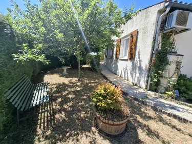 Maison a vendre Saintes 17100 Charente-Maritime 137 m2 6 pièces 314760 euros