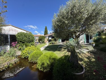 Maison a vendre Loix 17111 Charente-Maritime 165 m2 6 pièces 988800 euros