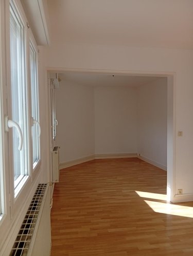 Location appartement Reims 51100 Marne 61 m2 3 pièces 630 euros