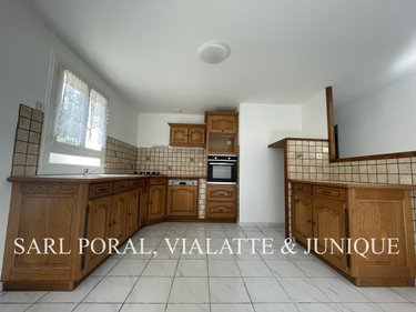 Location maison Saint-Jean-le-Vieux 01640 Ain 101 m2 4 pièces 1120 euros