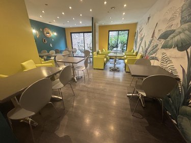 Location fonds et murs commerciaux Cambrai 59400 Nord 100 m2  2104 euros