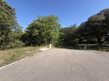 Terrain a batir a vendre Grignan 26230 Drôme 1101 m2  196500 euros