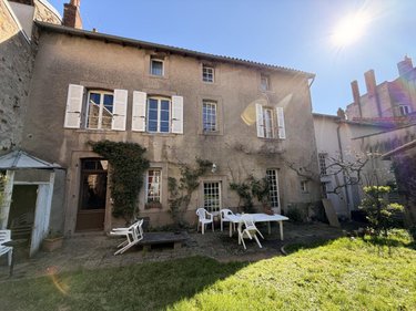 Maison a vendre Cholet 49300 Maine-et-Loire 258 m2 9 pièces 396300 euros