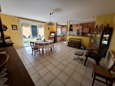 Maison a vendre Saintes 17100 Charente-Maritime 90 m2 4 pièces 209840 euros