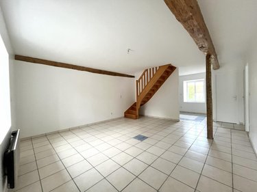 Location appartement Ville-Dommange 51390 Marne 99 m2  840 euros