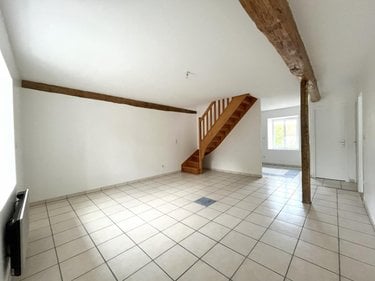 Location appartement Ville-Dommange 51390 Marne 99 m2  890 euros