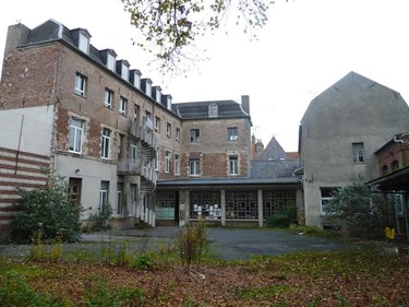 Immeuble a vendre Cambrai 59400 Nord 2500 m2  838400 euros