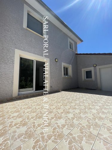 Location maison Ambérieu-en-Bugey 01500 Ain 88 m2 4 pièces 1000 euros