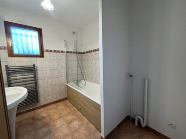 Location maison Muizon 51140 Marne 87 m2 5 pièces 1100 euros