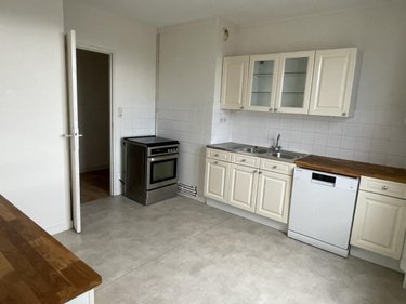 Location appartement Saint-Malo 35400 Ille-et-Vilaine 99 m2 5 pièces 880 euros