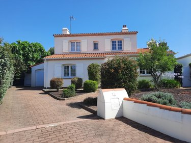 Maison a vendre Challans 85300 Vendée 160 m2 7 pièces 455000 euros