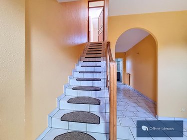 Maison a vendre Prévessin-Moëns 01280 Ain 193 m2  895000 euros