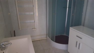 Fonds et murs commerciaux a vendre Loudéac 22600 Côtes-d'Armor 220 m2  213200 euros