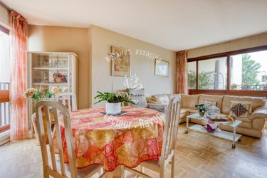 Appartement a vendre Le Chesnay-Rocquencourt 78150 Yvelines 52 m2  169600 euros