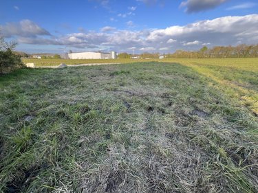 Terrain a batir a vendre Seiches-sur-le-Loir 49140 Maine-et-Loire 435 m2  65400 euros