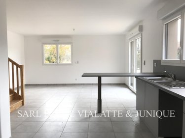 Location maison Ambérieu-en-Bugey 01500 Ain 105 m2 4 pièces 1230 euros
