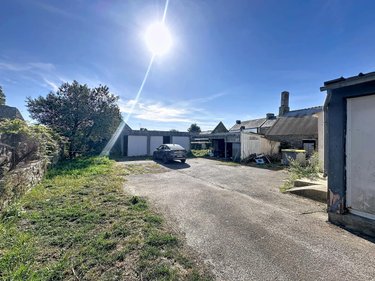 Immeuble a vendre Plouhinec 56680 Morbihan 372 m2  550520 euros