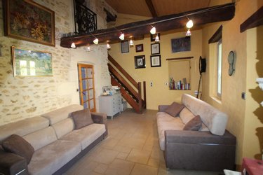 Maison a vendre La Chapelle-des-Pots 17100 Charente-Maritime 183 m2 7 pièces 299022 euros