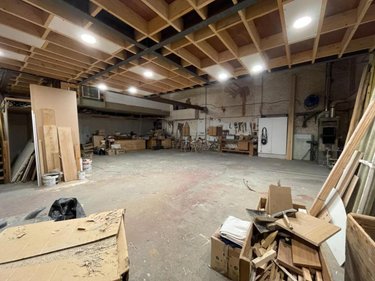 Fonds et murs commerciaux a vendre Roubaix 59100 Nord 290 m2  158500 euros