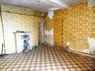 Immeuble a vendre Falaise 14700 Calvados 320 m2  137450 euros