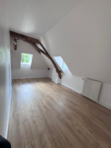 Location maison Château-Gontier-sur-Mayenne 53200 Mayenne 100 m2 6 pièces 900 euros