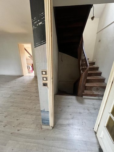 Immeuble a vendre Yffiniac 22120 Côtes-d'Armor 280 m2  143100 euros