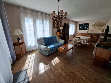 Maison a vendre Saintes 17100 Charente-Maritime 106 m2 5 pièces 218233 euros