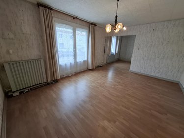 Maison a vendre Saintes 17100 Charente-Maritime 115 m2 6 pièces 199348 euros