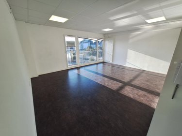 Location fonds et murs commerciaux Saint-Malo 35400 Ille-et-Vilaine 100 m2  1340 euros