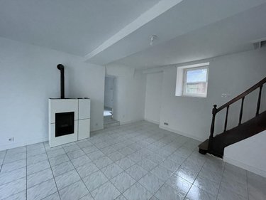 Location maison Nuillé-sur-Vicoin 53970 Mayenne 105 m2 5 pièces 650 euros